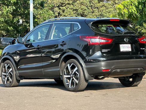 Used 2020 Nissan Rogue Sport SL AWD/4WD image 6