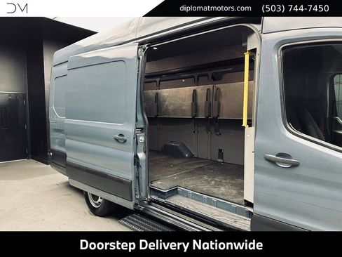 Used 2020 Ford Transit 250 148 High Roof Extended RWD image 24