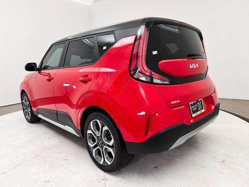 Certified 2025 Kia Soul EX FWD image 16
