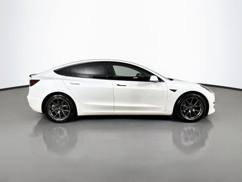 Used 2021 Tesla Model 3 Standard Range Plus RWD image 8