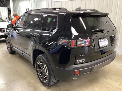 New 2026 Jeep Cherokee Limited AWD/4WD image 3