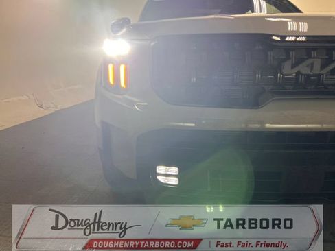 Used 2025 Kia Telluride SX X-Line AWD/4WD image 10