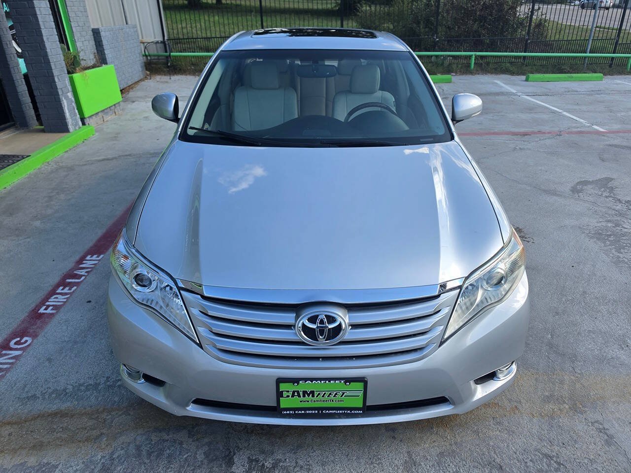 Used 2011 Toyota Avalon Limited FWD image 6
