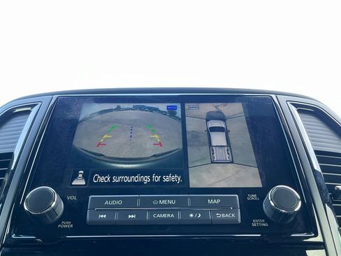 Used 2022 Nissan Titan PRO-4X w/ Pro-4x Convenience Package image 9