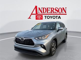 Certified 2020 Toyota Highlander XLE video 1