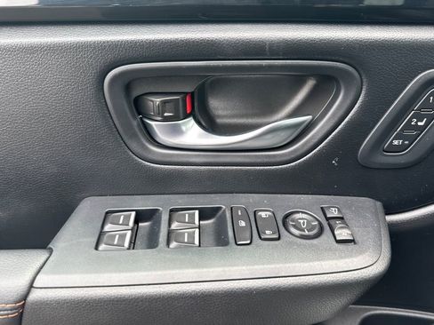 Certified 2025 Honda Pilot TrailSport image 13