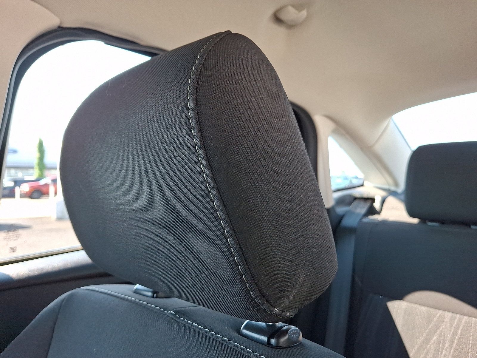 Used 2016 Ford Focus SE FWD image 13