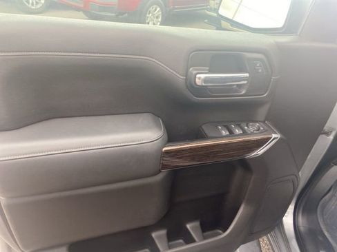 Used 2020 GMC Sierra 1500 Elevation w/ Elevation Value Package image 17