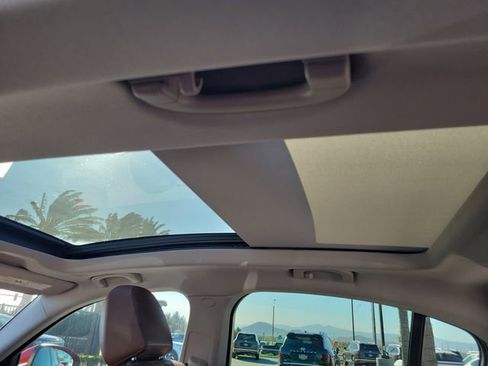 Used 2019 Alfa Romeo Stelvio image 19