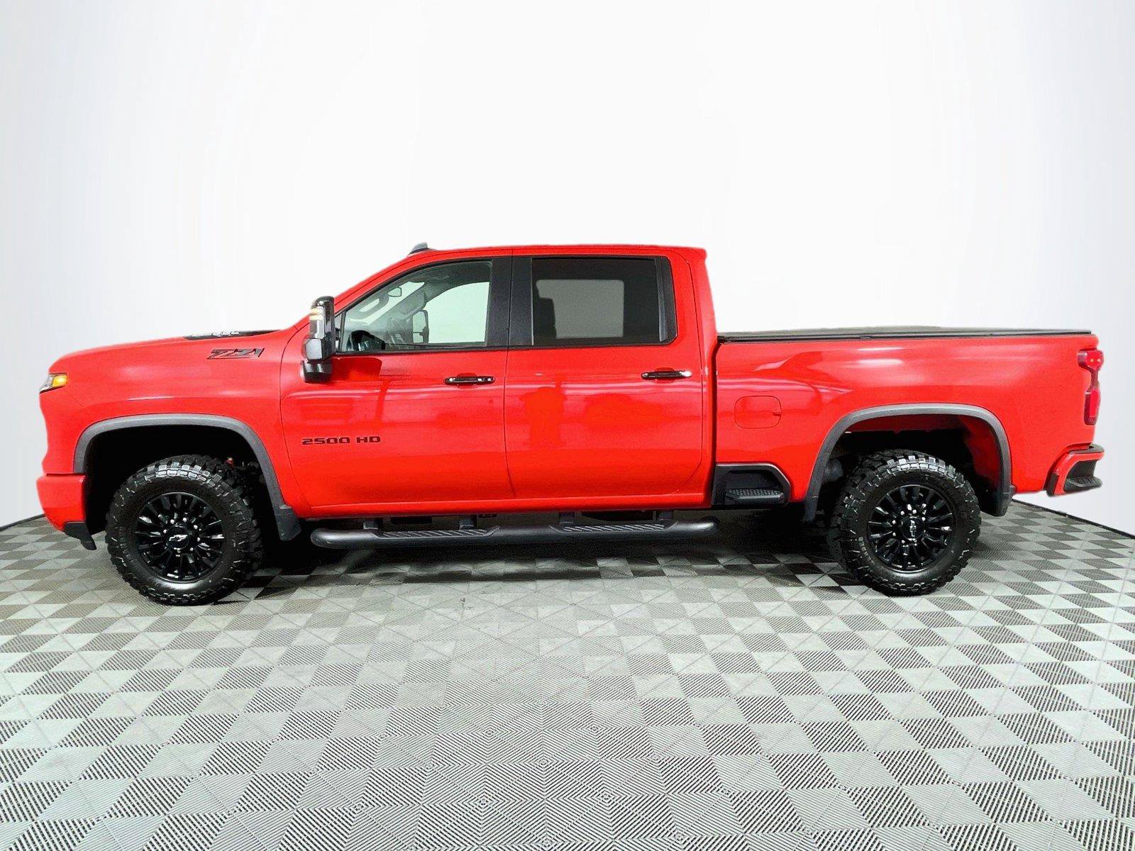 Used 2024 Chevrolet Silverado 2500 LT w/ Z71 Sport Edition AWD/4WD image 4