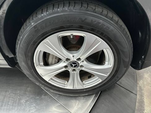 Used 2018 Mercedes-Benz GLC 350e 4MATIC image 9