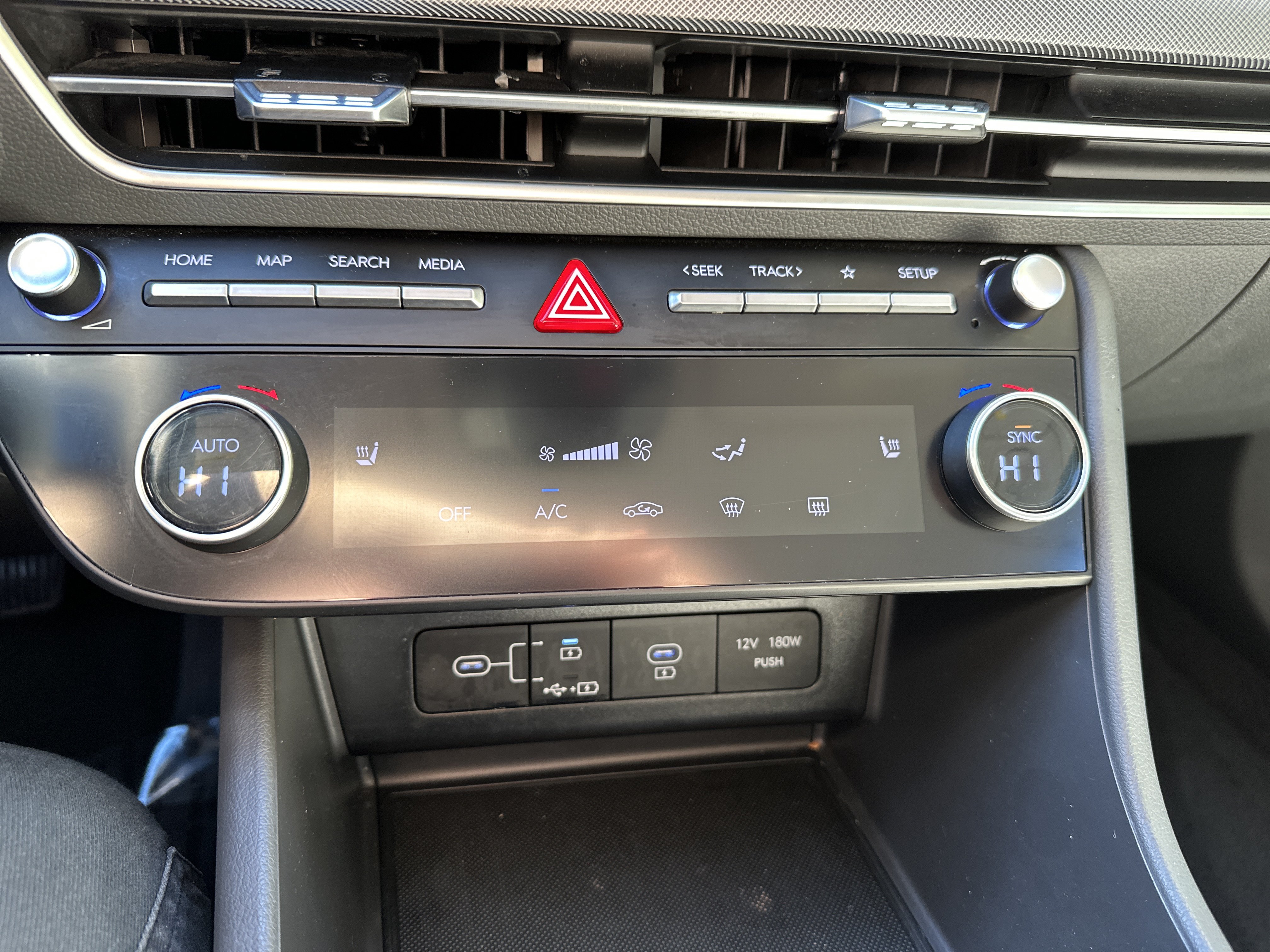 Certified 2025 Hyundai Sonata SEL FWD image 19