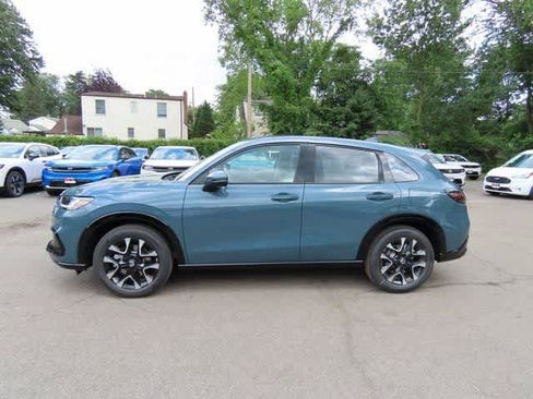 New 2026 Honda HR-V EX-L image 3