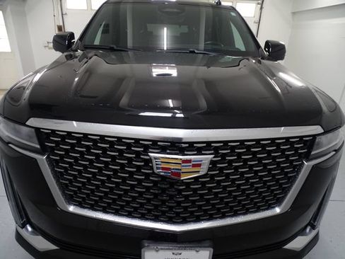 Certified 2024 Cadillac Escalade Premium Luxury w/ LPO, Floor Liner Package AWD/4WD image 26