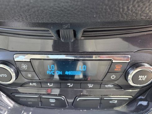 Used 2013 Ford Escape SEL image 19