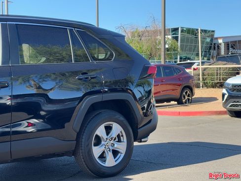 Certified 2025 Toyota RAV4 XLE AWD/4WD image 10