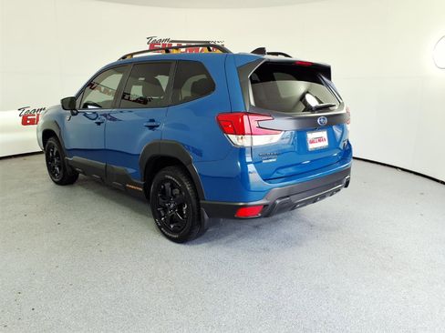Used 2025 Subaru Forester Wilderness AWD/4WD image 7