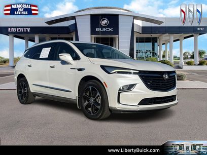 Used 2022 Buick Enclave Premium w/ LPO, Touring Package
