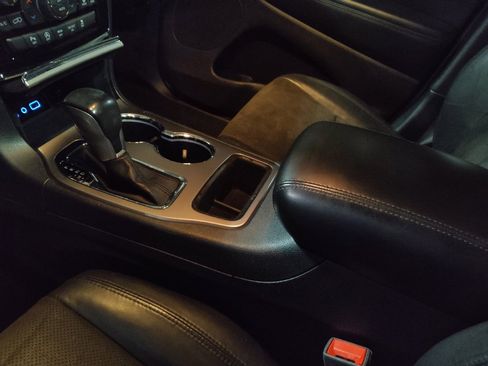 Used 2020 Jeep Grand Cherokee Altitude image 26