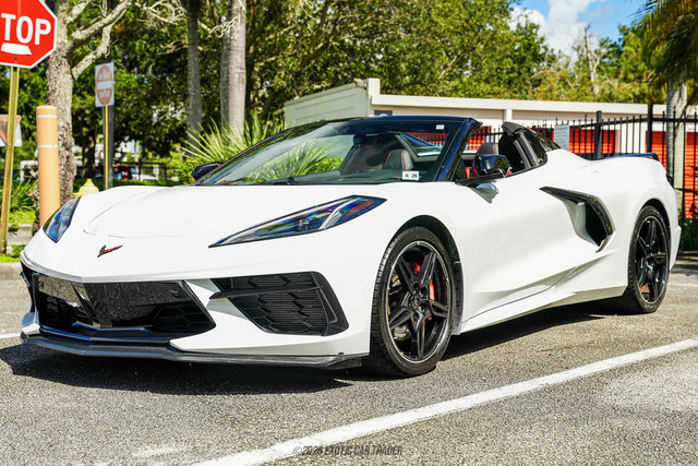 Used 2021 Chevrolet Corvette Stingray Premium Conv w/ Z51 Performance Package RWD image 13