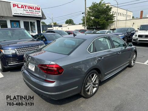 Used 2017 Volkswagen Passat 1.8T R-Line FWD image 5