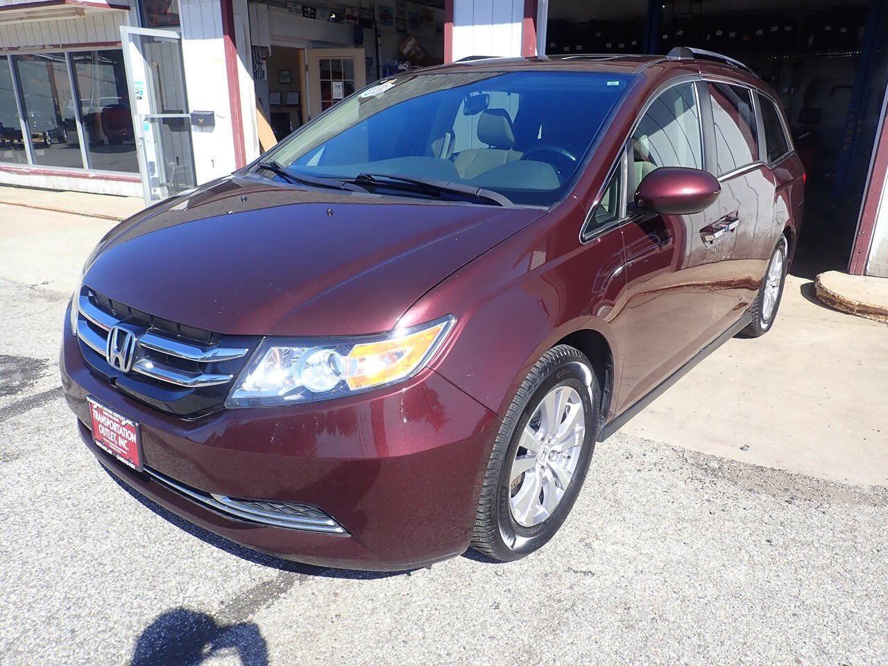 Used 2014 Honda Odyssey EX-L image 2
