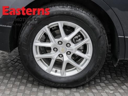 Used 2023 Chevrolet Equinox LT w/ Driver Convenience Package image 29