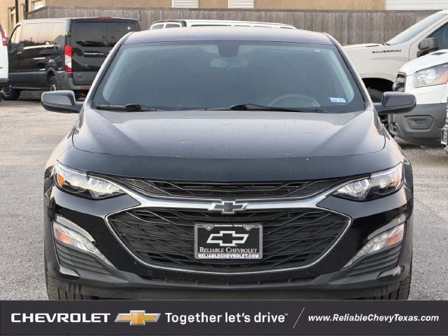 Used 2022 Chevrolet Malibu LT w/ Midnight Edition FWD image 8