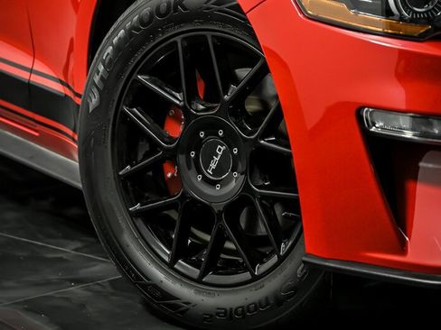 Used 2020 Ford Mustang Coupe RWD image 3
