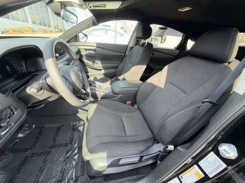 Used 2024 Honda Accord LX image 13