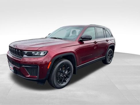 New 2026 Jeep Grand Cherokee Altitude AWD/4WD image 3