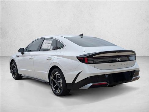 Used 2026 Hyundai Sonata SEL FWD image 9