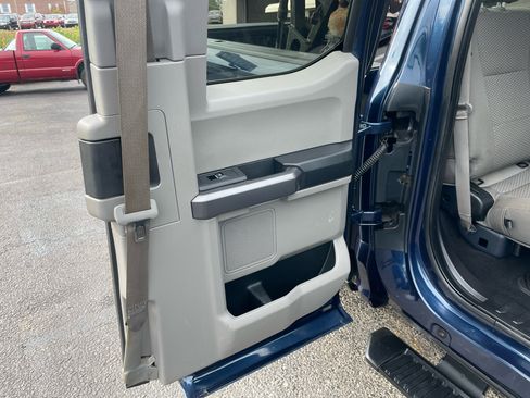 Used 2019 Ford F350 XLT w/ XLT Value Package image 34