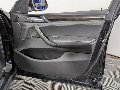 Used 2018 BMW X4 xDrive28i image 25