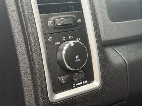 Used 2015 RAM 1500 Outdoorsman AWD/4WD image 31