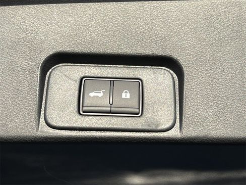 New 2026 Nissan Rogue SV image 32