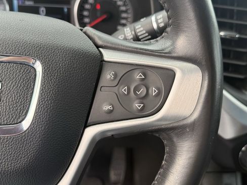 Used 2019 GMC Acadia SLE image 21