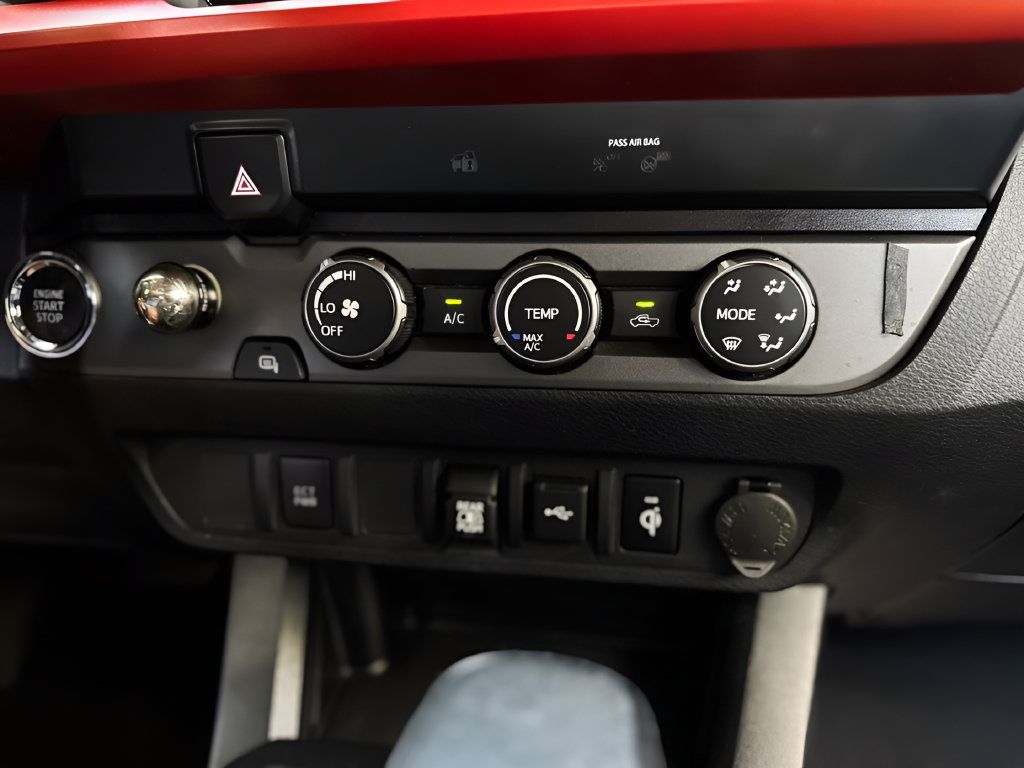 Used 2020 Toyota Tacoma TRD Sport RWD image 10