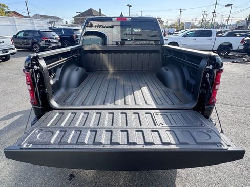 New 2026 RAM 1500 Laramie AWD/4WD image 7
