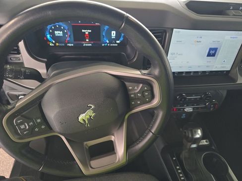 Used 2025 Ford Bronco Big Bend image 9