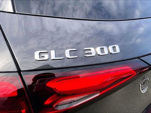 Used 2026 Mercedes-Benz GLC 300 4MATIC image 8