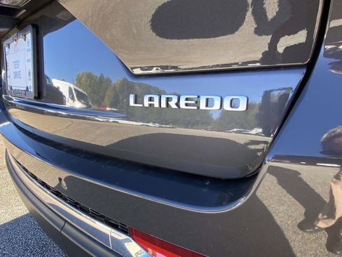 New 2025 Jeep Grand Cherokee Laredo X w/ Luxury Tech Group I image 26