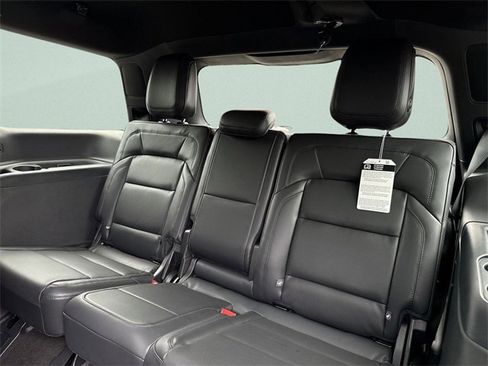 New 2025 Lincoln Navigator Reserve w/ Jet Appearance Package image 22