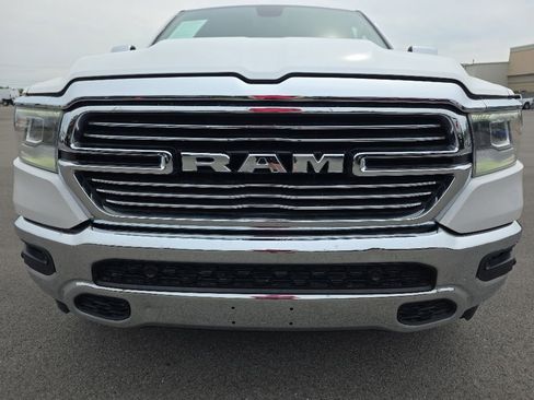 Used 2019 RAM 1500 Laramie AWD/4WD image 2