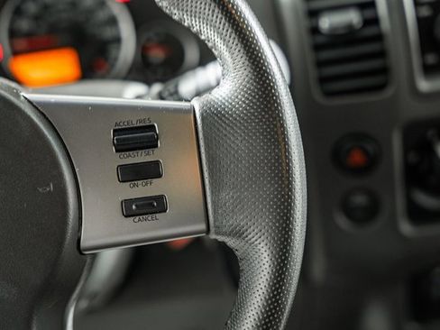 Used 2006 Nissan Frontier LE image 29