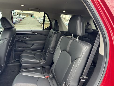 Used 2024 Honda Pilot EX-L image 32