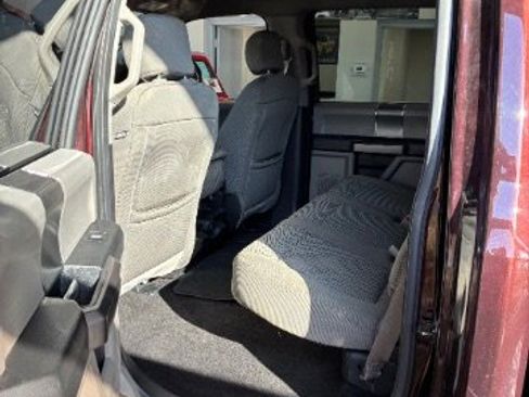 Used 2018 Ford F150 XLT w/ Equipment Group 302A Luxury image 10