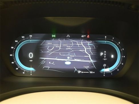 Used 2025 Volvo S60 B5 Plus image 25