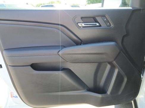 New 2025 GMC Canyon Elevation image 17