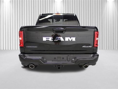 New 2026 RAM 1500 4x4 Crew Cab image 4